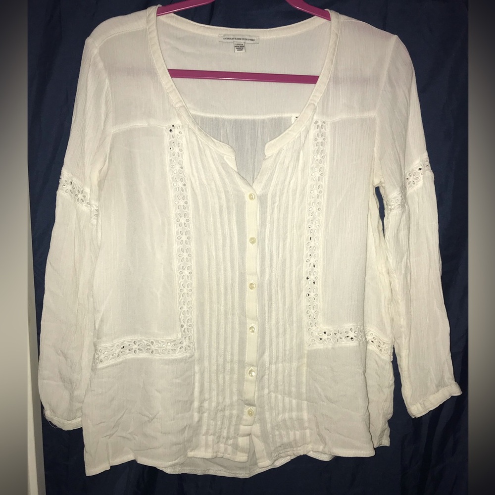 ✨️2 For $10✨️ American Eagle Outfitters button down shirt